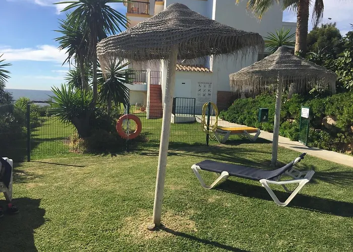Balcon Del Mar, First Line Of The *